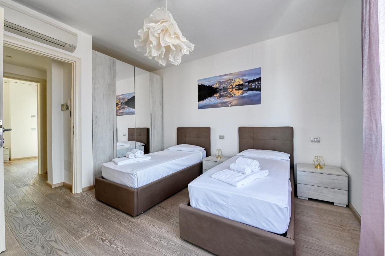 Pearl House - Sirmione Holiday - Jacuzzi Privata Ngoại thất bức ảnh