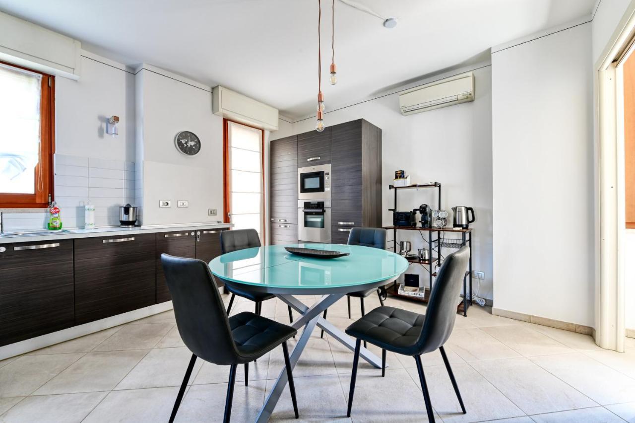 Pearl House - Sirmione Holiday - Jacuzzi Privata Ngoại thất bức ảnh