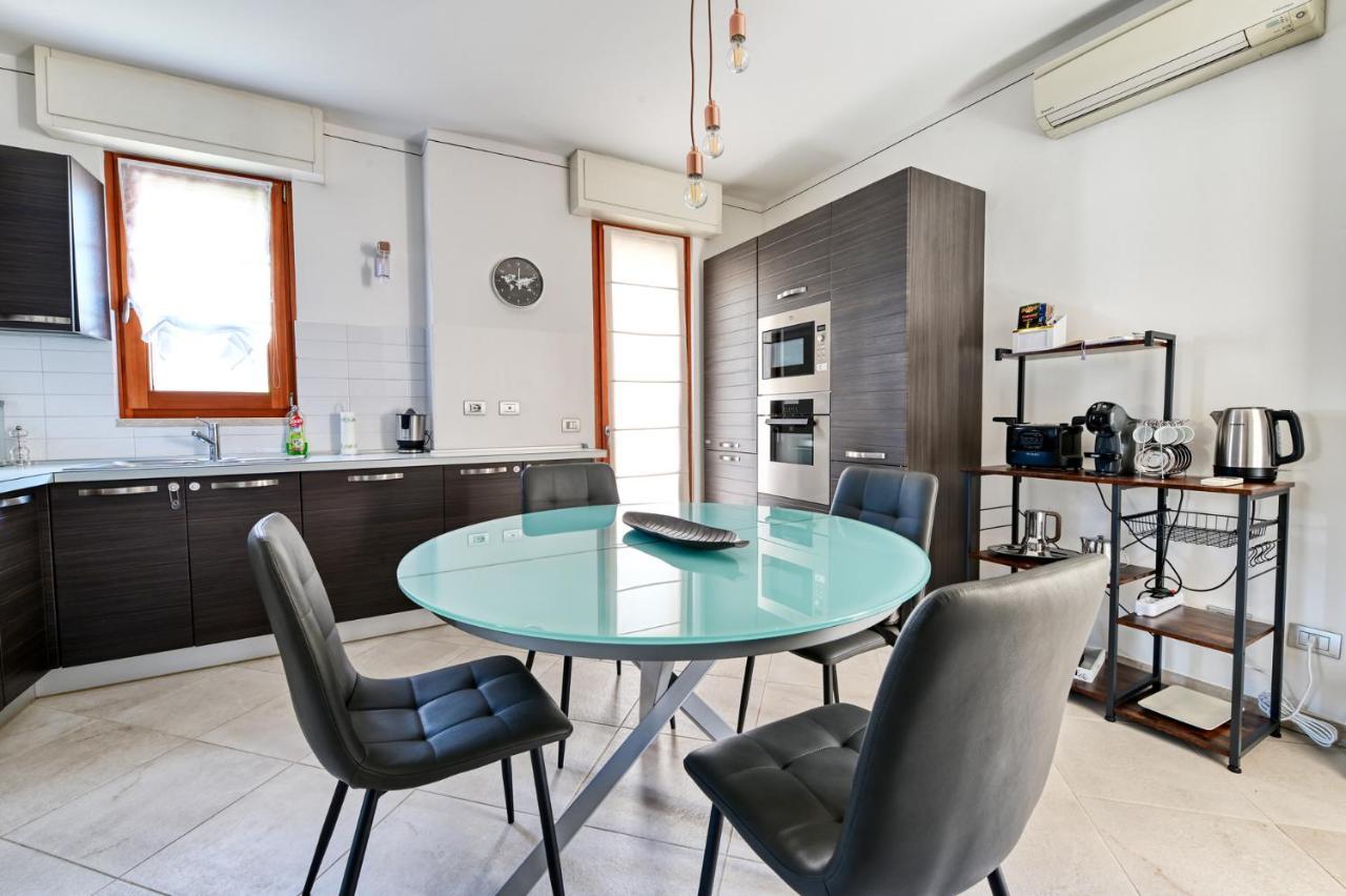 Pearl House - Sirmione Holiday - Jacuzzi Privata Ngoại thất bức ảnh